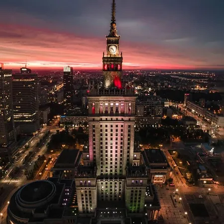 Apartment Silver Aircondition Wifi 1gbs 85'tv Netflix