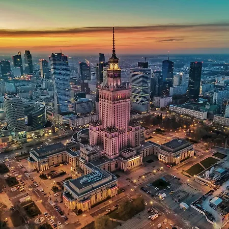 Silver Aircondition Wifi 1gbs 85'tv Netflix Apartment Warsaw