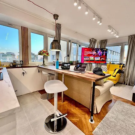 Apartamento Silver Aircondition Wifi 1gbs 85'tv Netflix